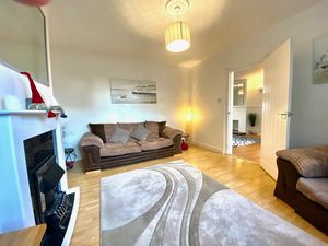 Lounge- click for photo gallery